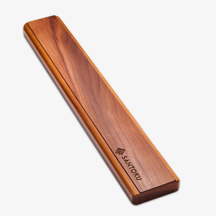 Magnetischer Wandmesserhalter aus Holz