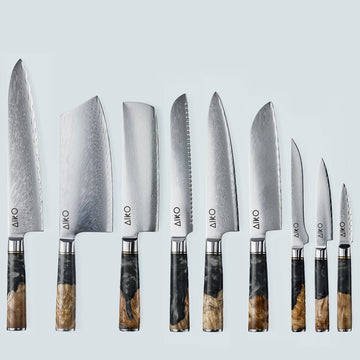 Aiko Black (あいこ, アイコ) Damascus stalen mes met gekleurde zwarte harshandgreep